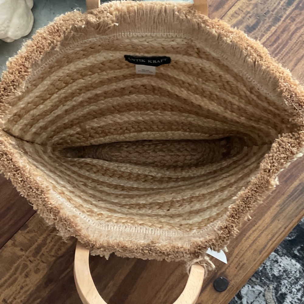 Antik Kraft Natural Jute Tote with Wood Handles - Picture 2 of 3